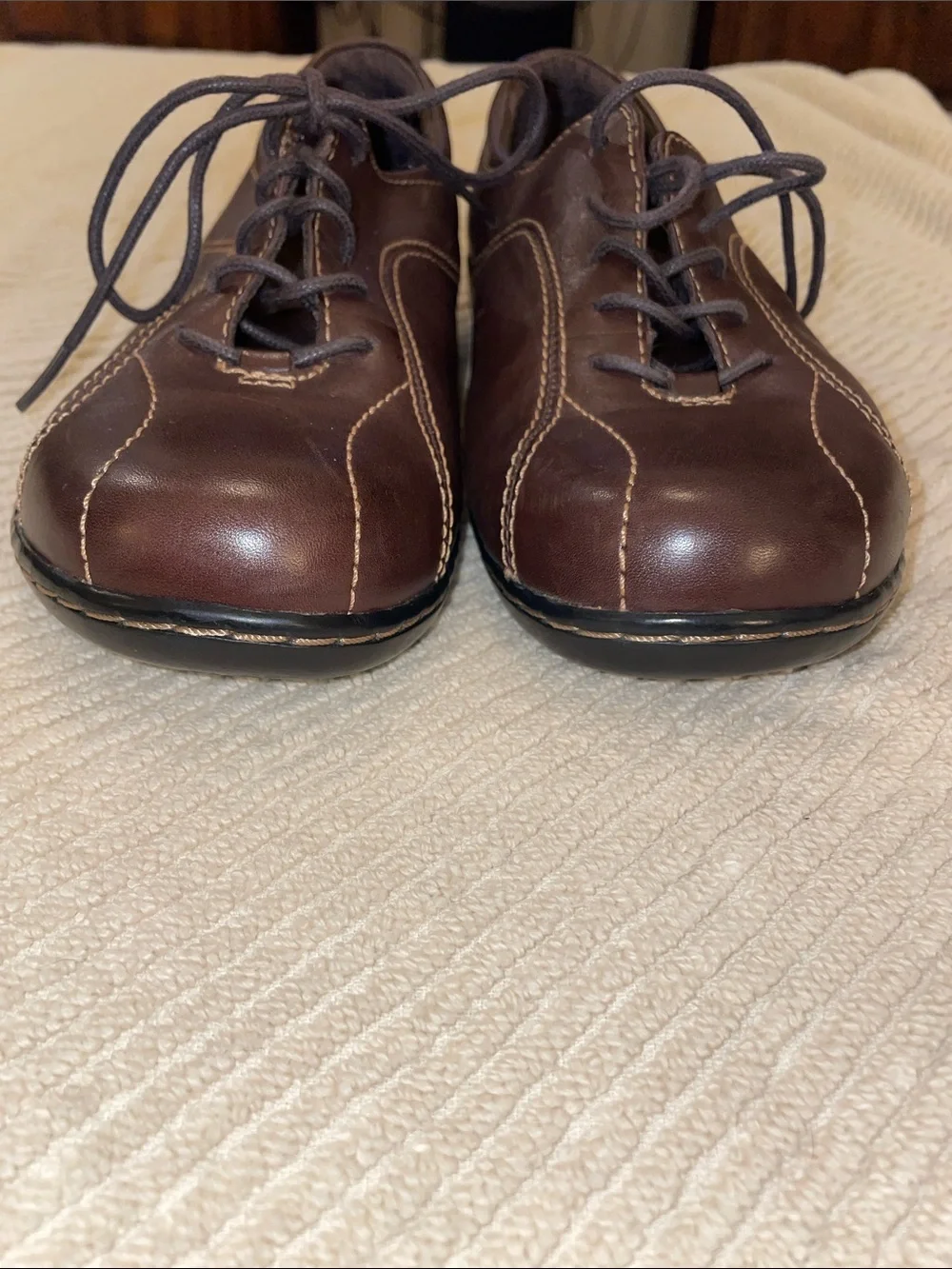 Clark's Bendables Womens Leather Business Casual Oxford Loafer, Brown size 8 1/2